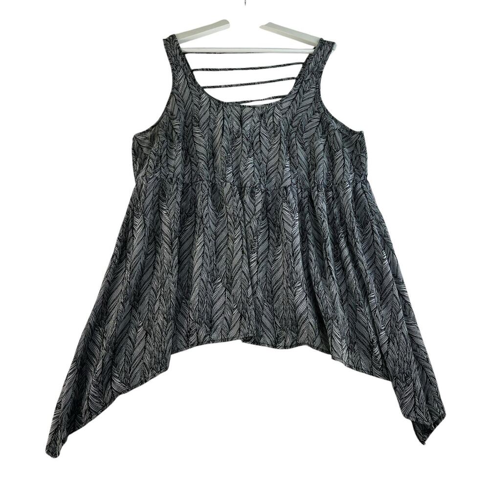Torrid 0X Babydoll Top Sheer Strappy Sleeveless Sharkbite Hem Flowy Lightweight